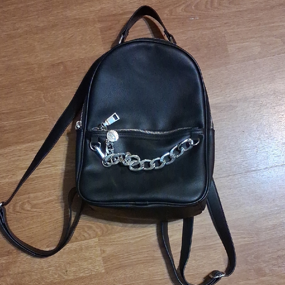 Mini Back Pack In Black Faux Leather With Silver Chain And Hardware - Picture 1 of 4